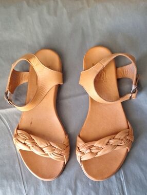 Miz Mooz Woven Strap Across The Toes Ankle Strap Tommi Size 38
